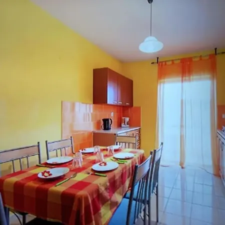 Rhodos Town Apartament *