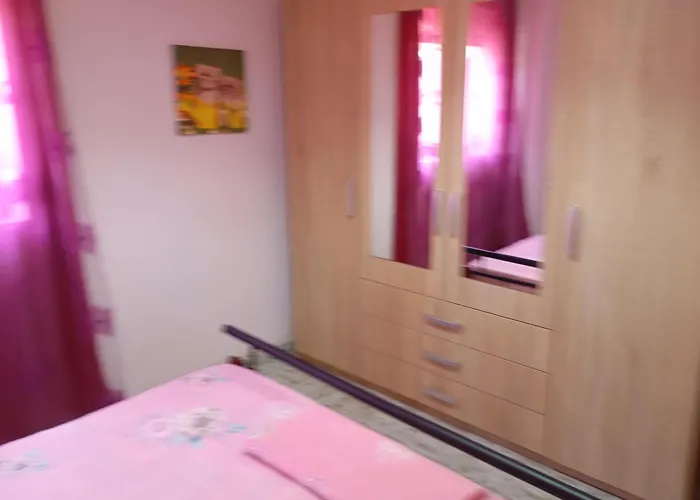 Rhodos Town Apartman *